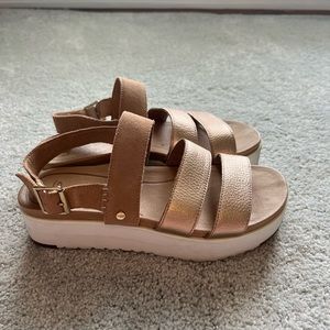UGG espadrilles